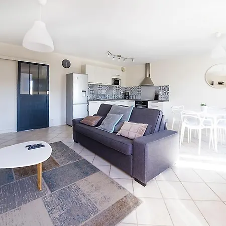 Ocean Apartment